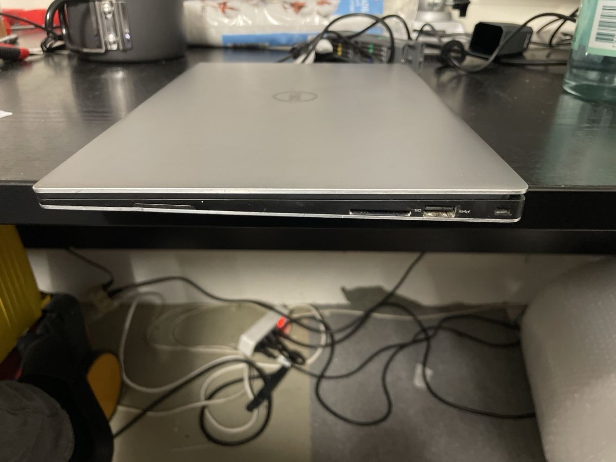 Dell Portables: Dell XPS/Bastler – Défectueux à Abtwil sg par Kueng.MultiOutlet 5