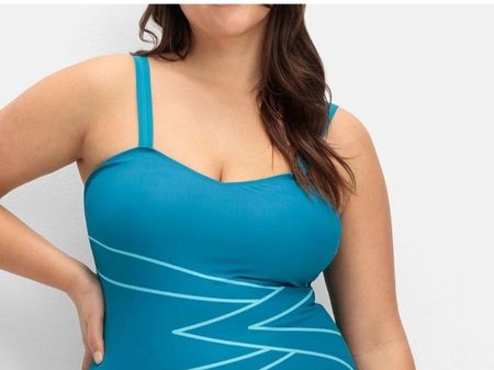 Schöner Badeanzug Qualität von feel good ozeanblau Gr.40-B