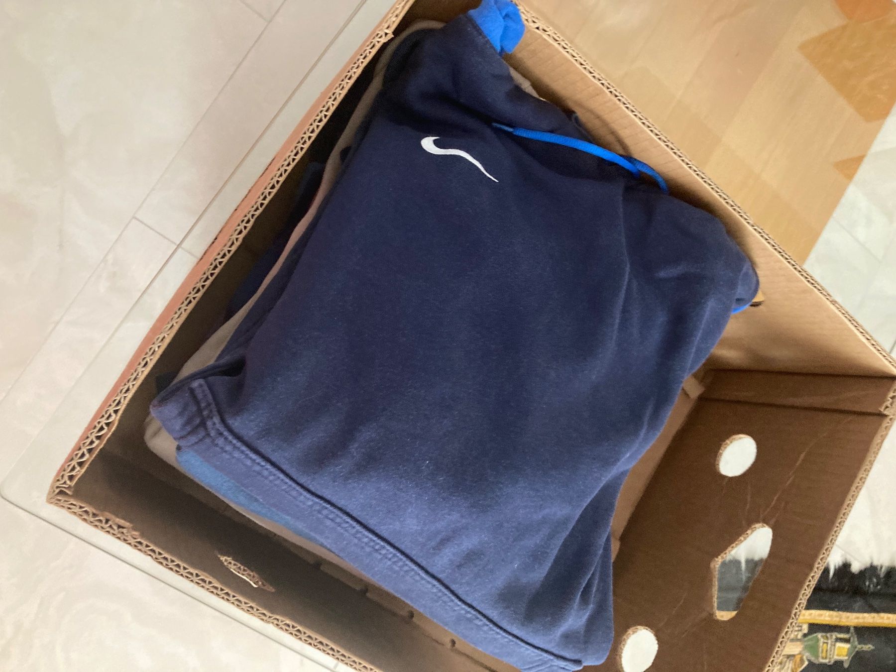 Lotti di vestiti: Herren Sweatshirts und Hoodies – Usato da Oberhasli venduto da IsmailRammal