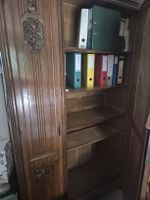 Massiver antiker Holzschrank 🪵 
