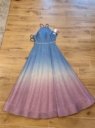 Elegantes Abendkleid (Gr. 40–42)