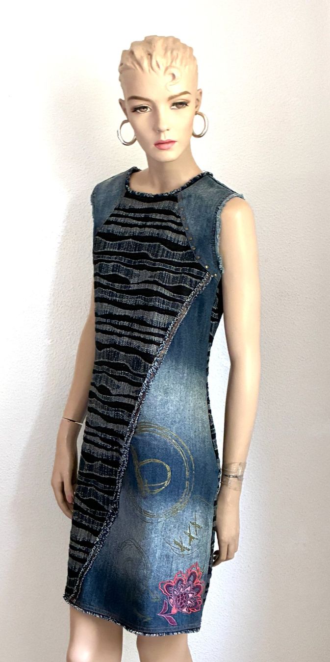 Desigual Vestiti: DESIGUAL Denim Kleid in Blau – Usato da Kloten venduto da Nephty 1
