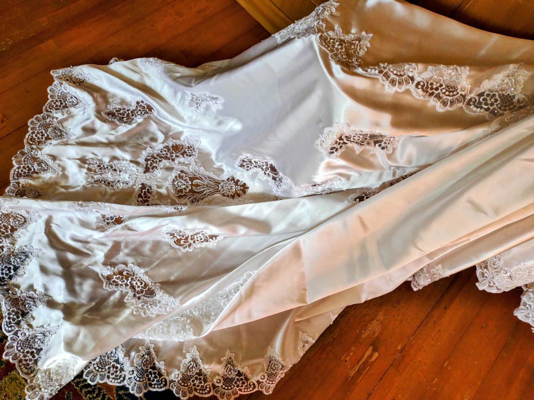 Vestiti: Wunderschönes Hochzeitkleid Grösse 36 – Usato da Montlingen venduto da Nikita-Sidney 5