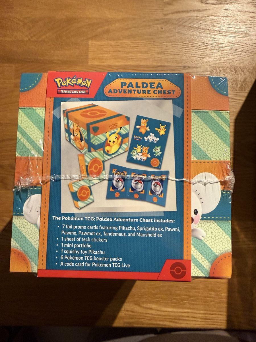 Pokémon Cartes à collectionner: Paldea Adventures Chest – Neuf avec emballage d'origine à Amriswil par sim_nlb6 2
