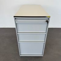 Lista Office LO Serie L Beistell-Korpus Grau-Schwarz mit