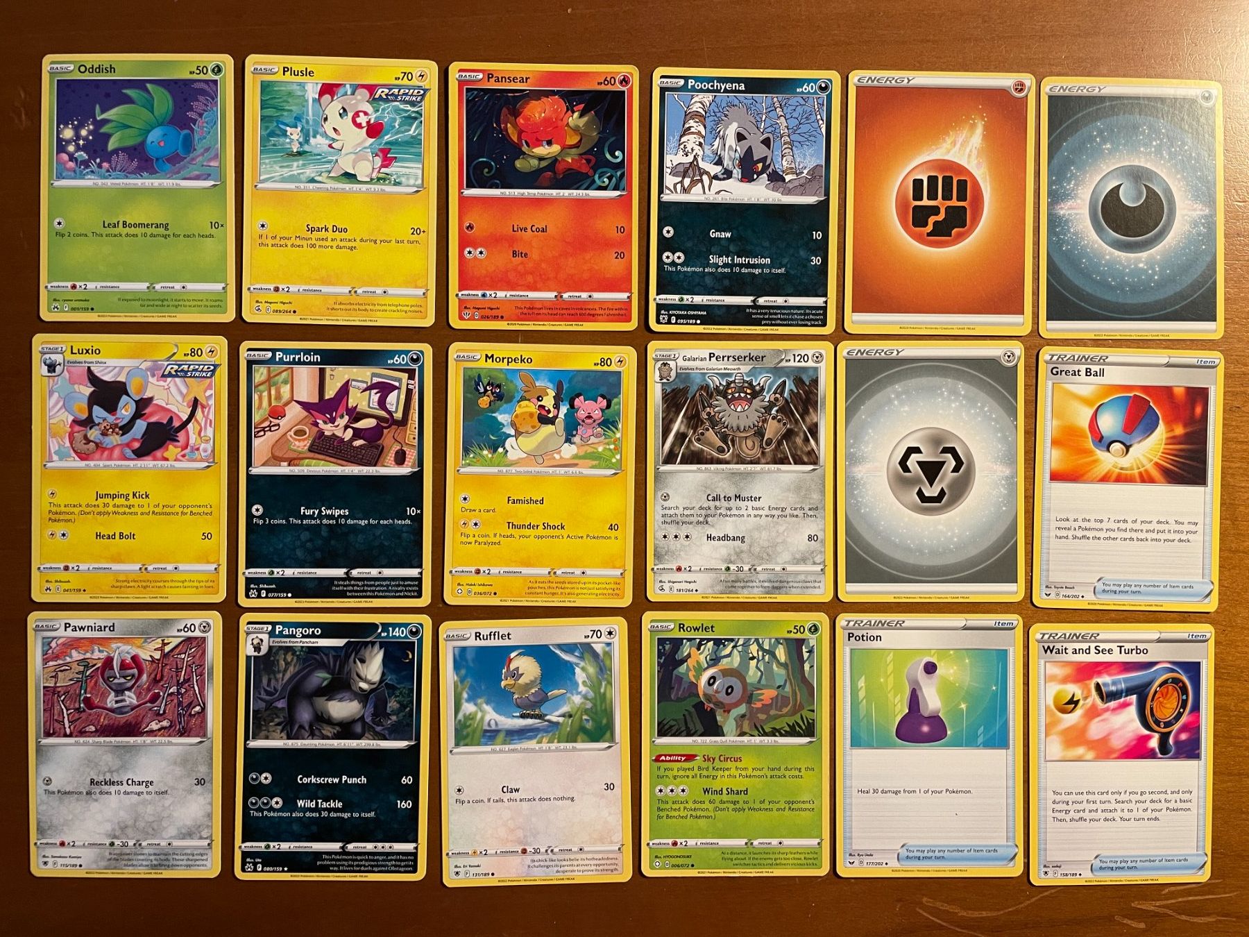 Pokémon Carte collezionabili: Pokemon Karten Set (Versand gratis) – Nuovo (secondo la descrizione) da Chur venduto da Angerson