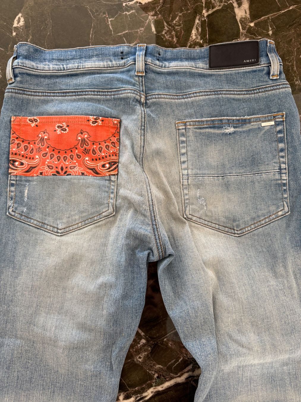 Amiri Jeans: Jeans slim Amiri – Nuovo (secondo la descrizione) da Genève venduto da kil_bxc8 2