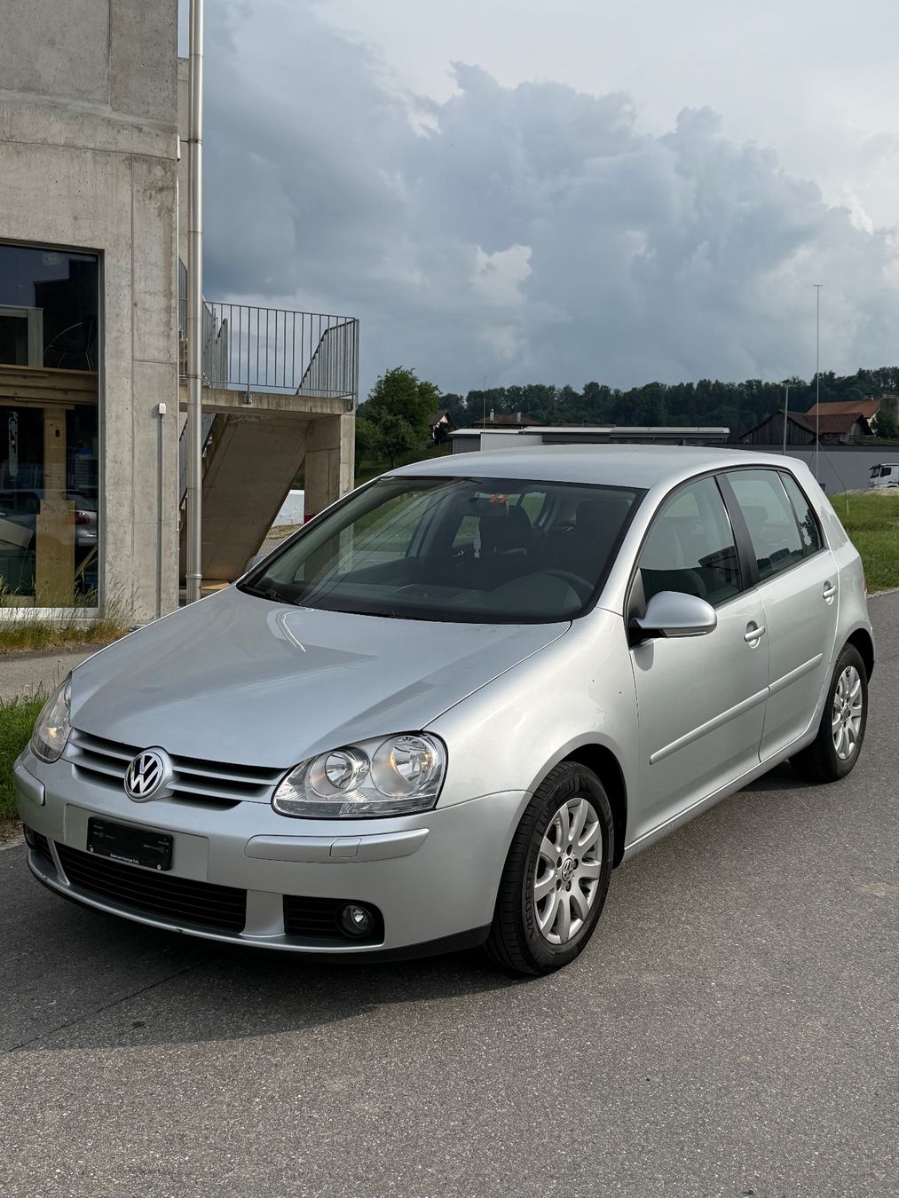 VW Automobili: VW Golf 5 1.4TSI automatique – Usato da Lentigny venduto da Driton29 3
