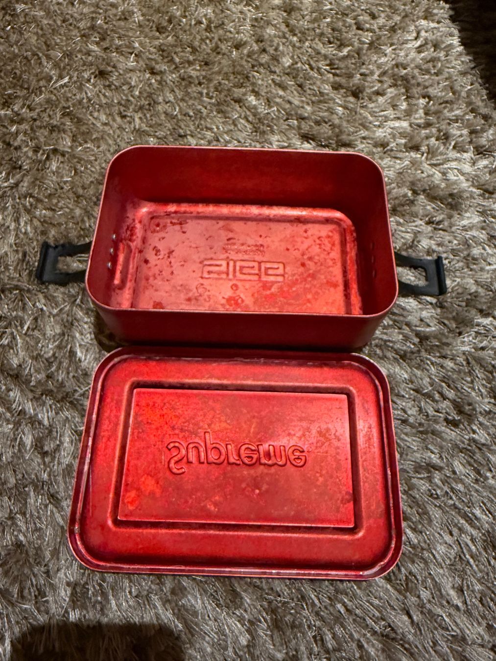 Casse di trasporto: Supreme SIGG Metalboxx | Rot – Difettoso da Küsnacht ZH venduto da jul_2bwq 1