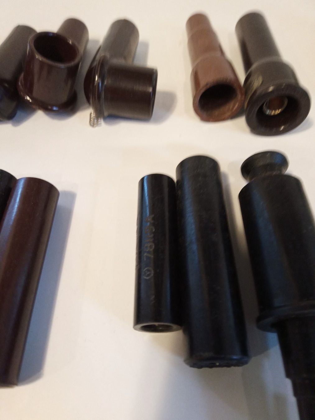 Toutes les pièces détachées moto: Lot Zündkerzenstecker Bakelit NOS Oldtimer – Neuf (Voir description) à Zürich par edi_c2m6 5