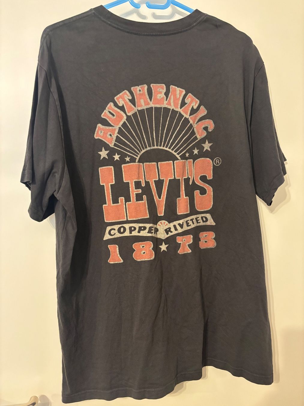 Levi's T-shirt: 4er Set Levis Shirts – Usato da Uzwil venduto da MrNobody 5