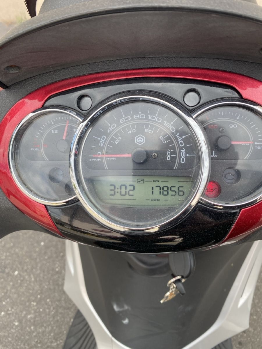 Piaggio Scooters: Piaggio Beverly 300 ie – Gebraucht aus Wolhusen von Felder2rad 4