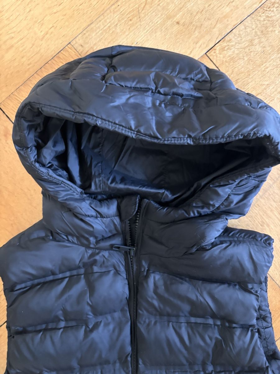 Zara Altro abbigliamento per bambino: Gilet, 140 schwarz – Usato da Zürich venduto da gucks 1
