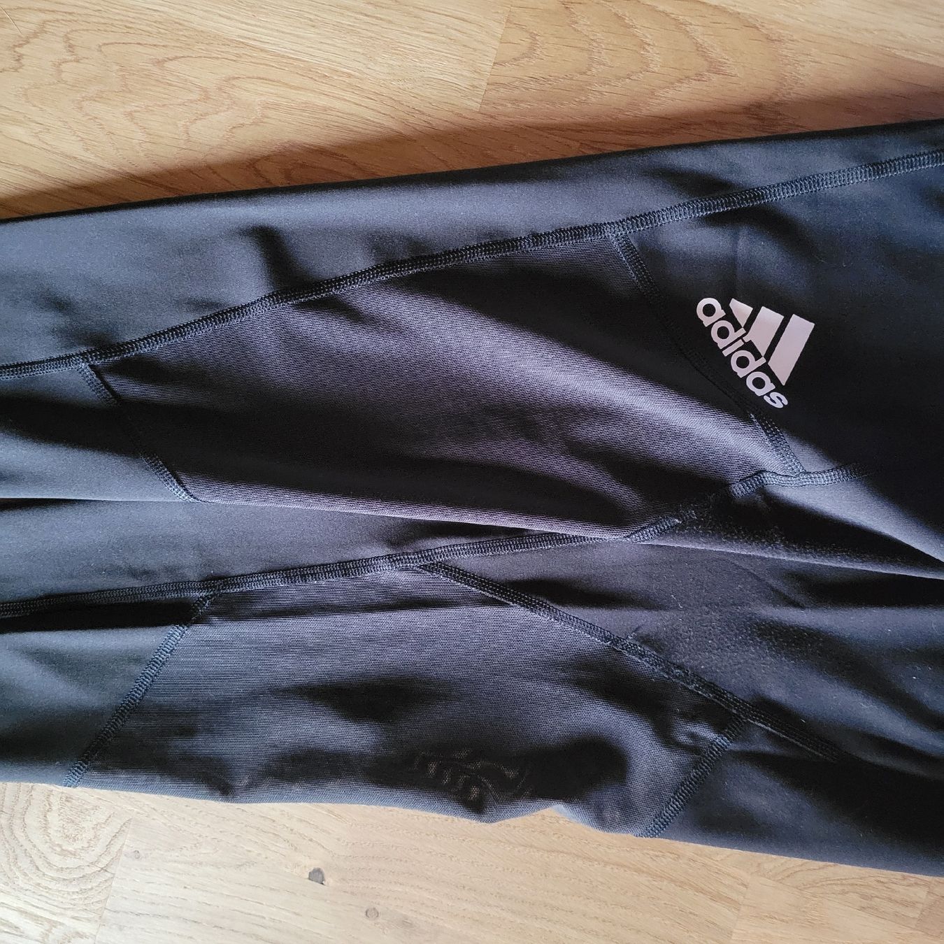Lotti & Set di vestiti: Hosen und Hoodies – Usato da Sempach Station venduto da ali_xd82 9