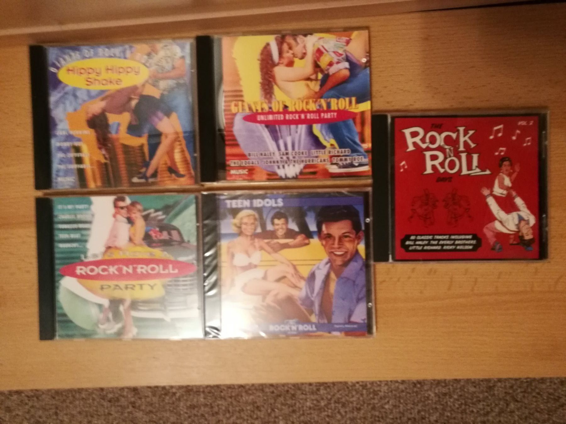 CDs: Rock’N Roll 7 CDs – Neu (gemäss Beschreibung) aus Horn von sonjamenzi