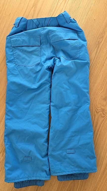 Hosen: Skihose Gr.140 – Gebraucht aus Eggersriet von monibenz79 1