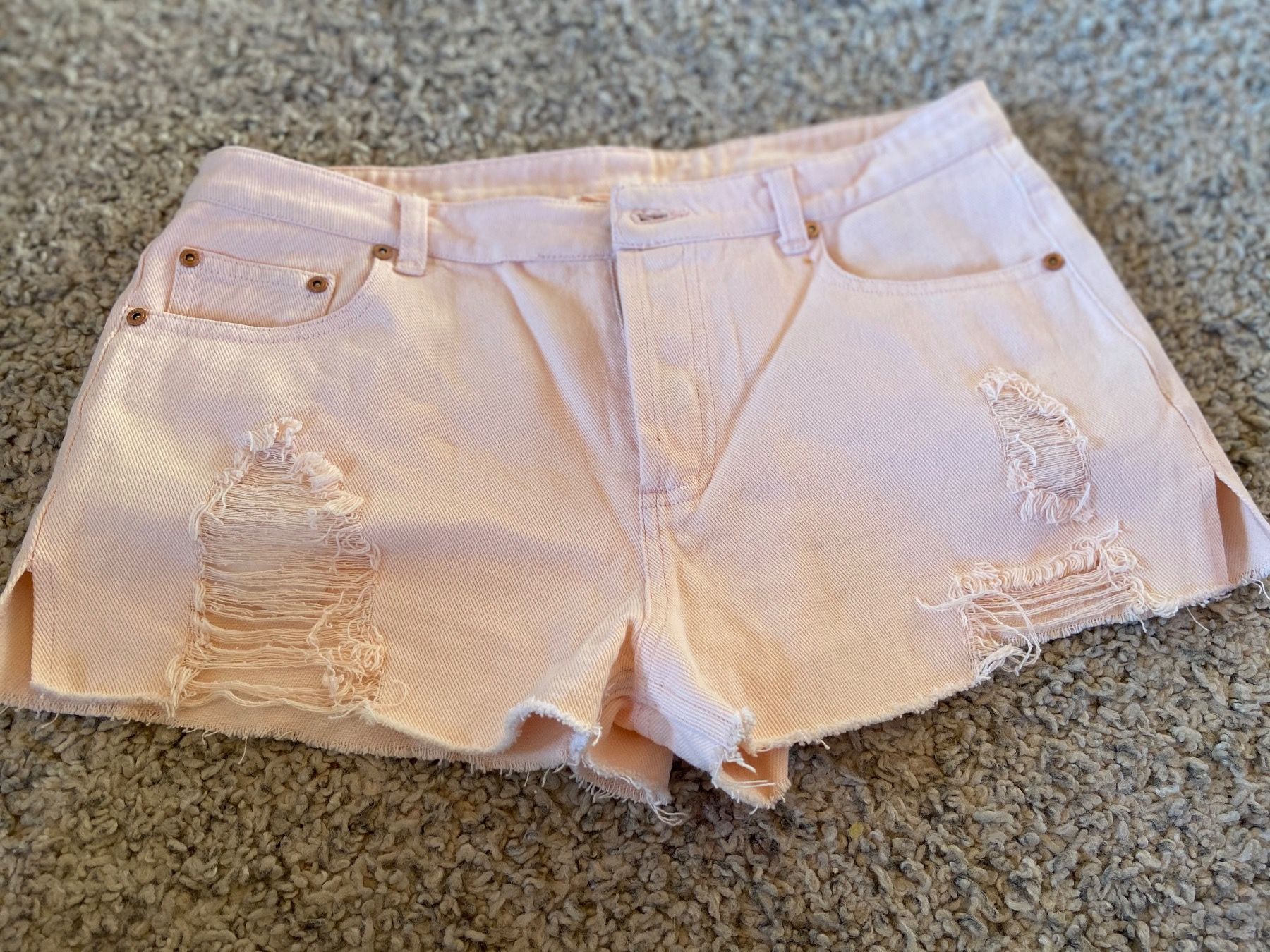 Pantaloni: Short Dance & Marvel L jean – Usato da Epalinges venduto da madeleine05
