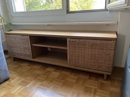 IKEA FRYKSÅS TV-Bank / Lowboard aus Rattan