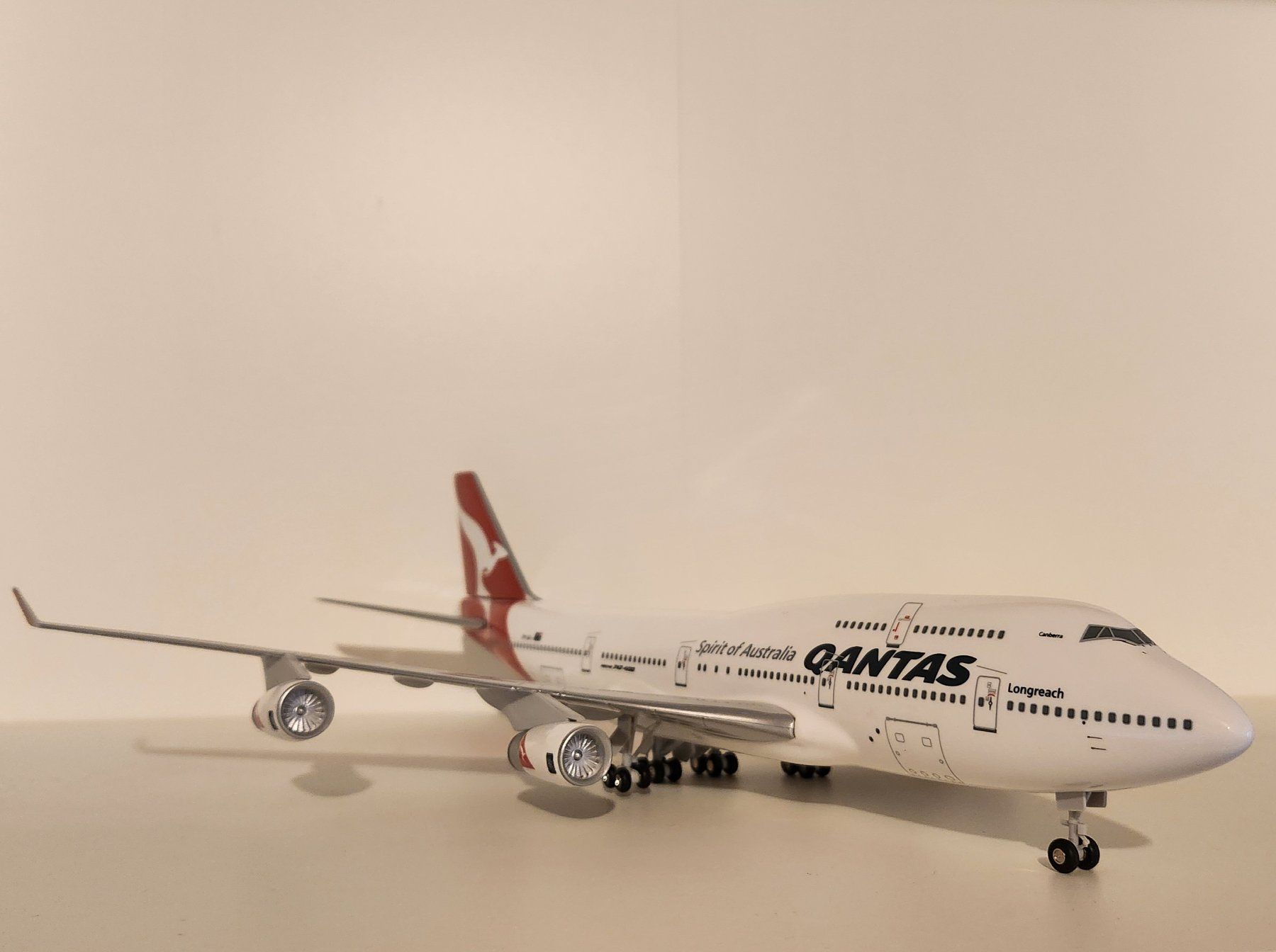 Kit di modellismo & Modellini statici: Skymarks 1/200 Qantas Boeing 747-400 – Nuovo (secondo la descrizione) da Wittenwil venduto da ced_q8j7 6