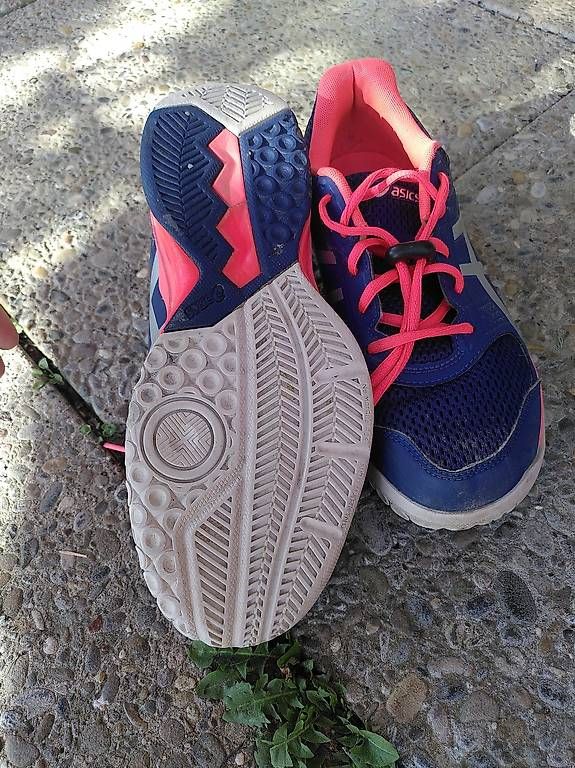 Damenschuhe: Asics Grösse 39.5 – Gebraucht aus Brugg AG von mic_yxq9 2