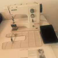 Nähmaschine Bernina 831 mit Koffer ungeprüft