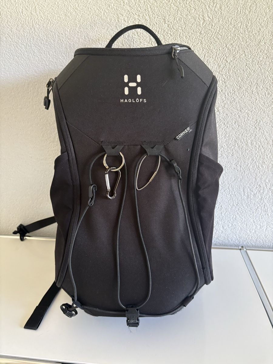 Haglöfs Zaini: Haglöfs backpack black – Usato da Blonay venduto da herrhama