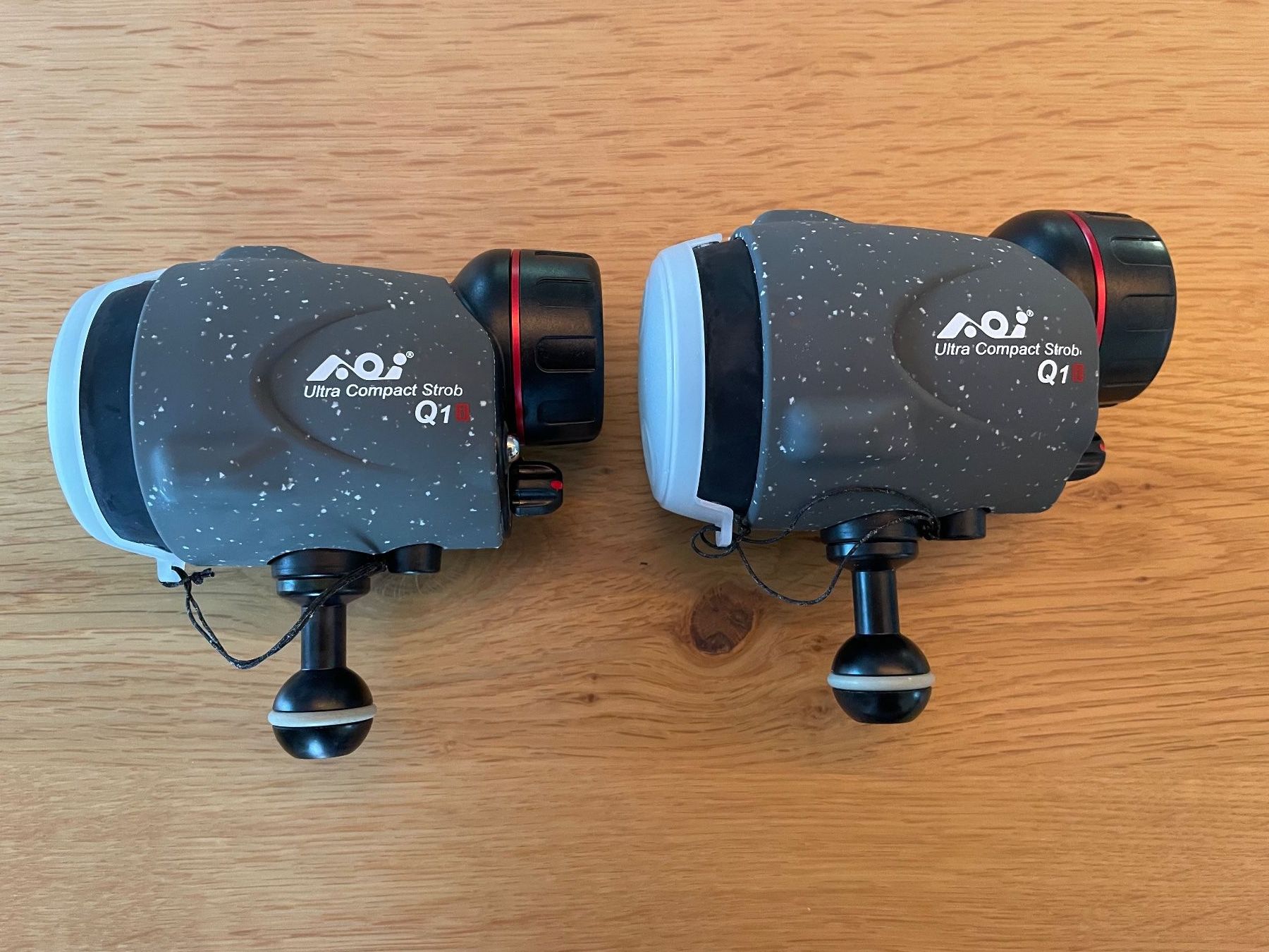 Flash: AOI Q1i Ultra Compact Strobe – Nuovo (secondo la descrizione) da Zürich venduto da Fabian.W