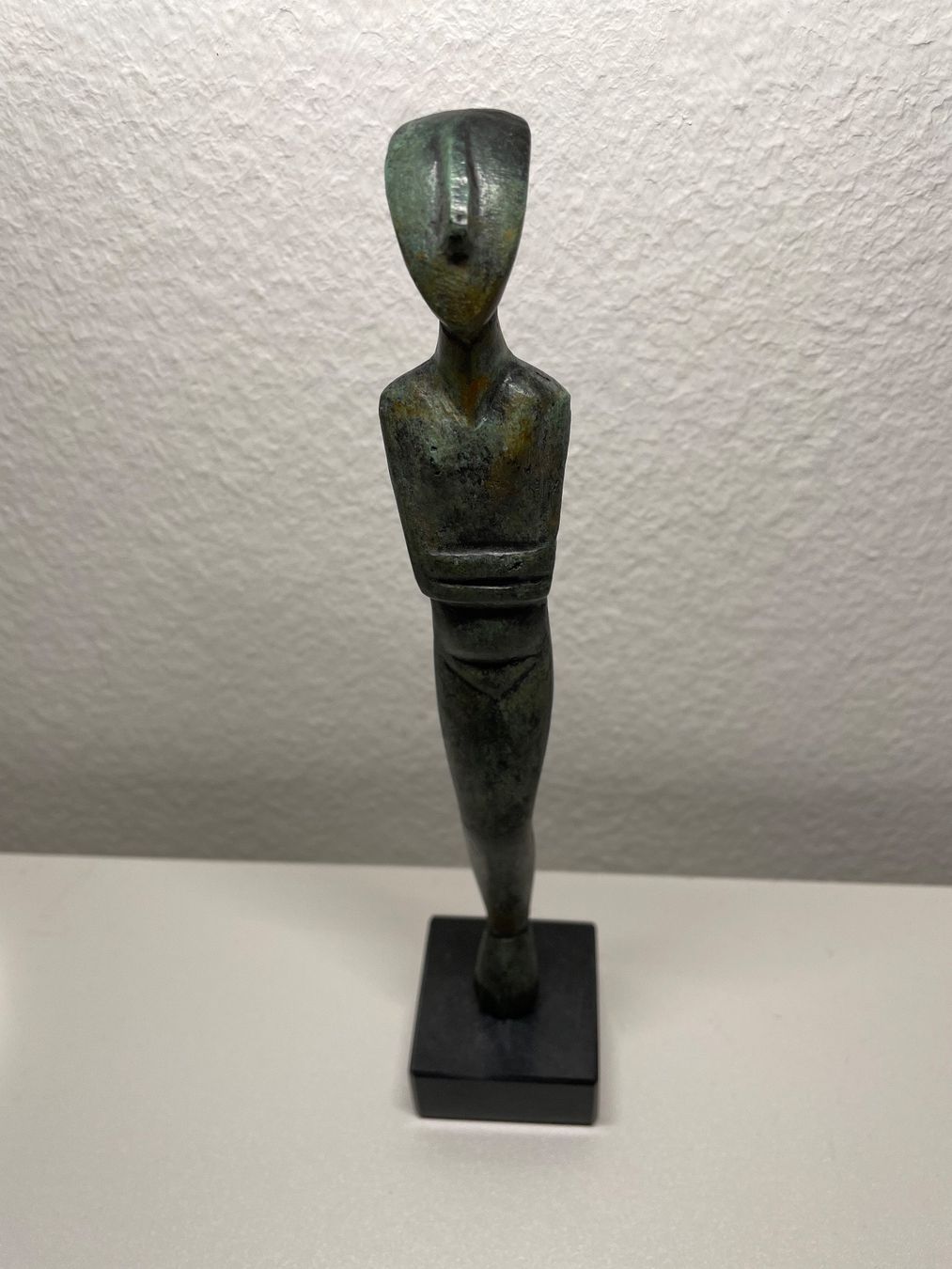 Skulpturen & Statuen: Cycladic female idol, Bronze on marble base. From Greece – Neu (gemäss Beschreibung) aus Zürich von my.greekholiday 7