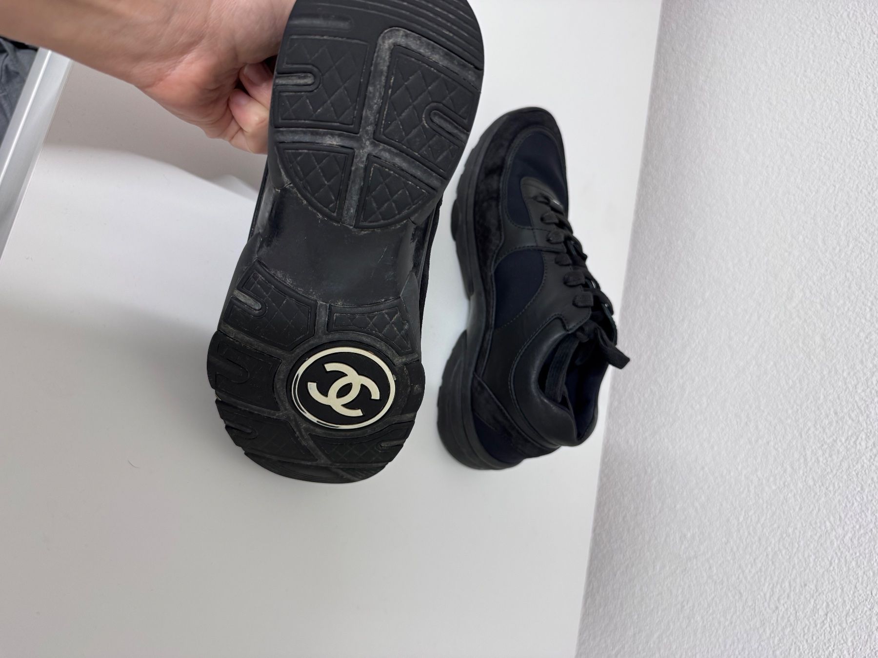 Chanel Scarpe da donna: Chanel Sneakers – Nuovo (secondo la descrizione) da Malters venduto da nora_91 2