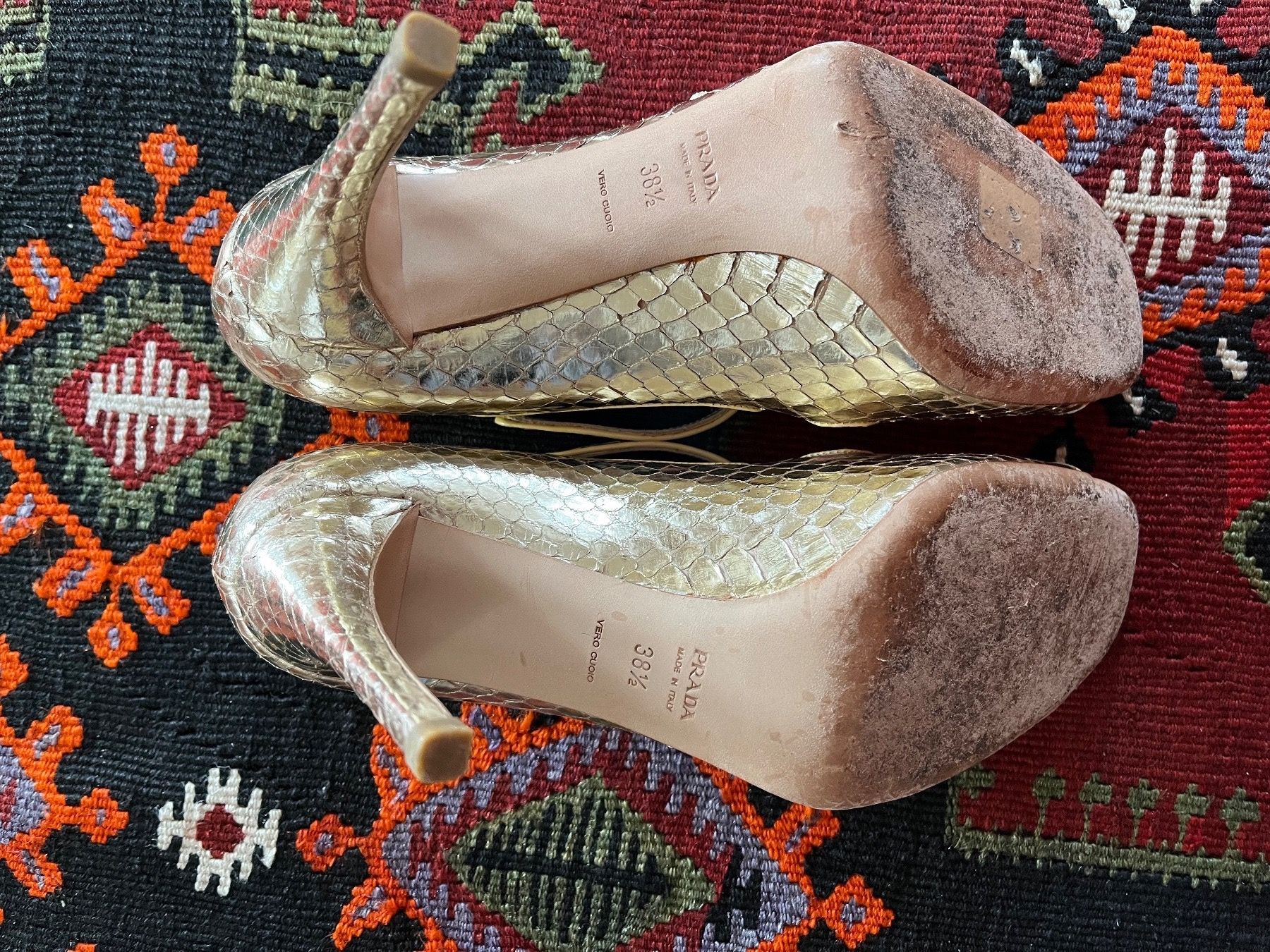 Prada Scarpe da donna: Highheels Prada in 38.5 – Usato da St. Gallen venduto da Miss_Jane_Marple 3