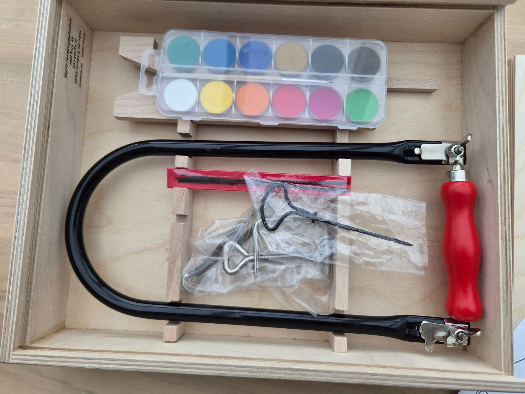 Kit bricolage: Laubsaege Set mit Farben und 2 Holzplatten – Usato da Stüsslingen venduto da Nitche01 1