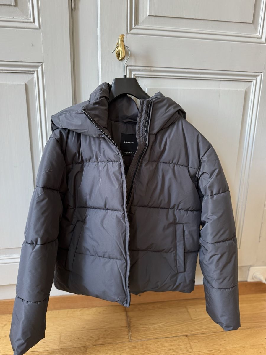 Stradivarius Giacche: Winter jacket – Nuovo (secondo la descrizione) da Bern venduto da FashionK92