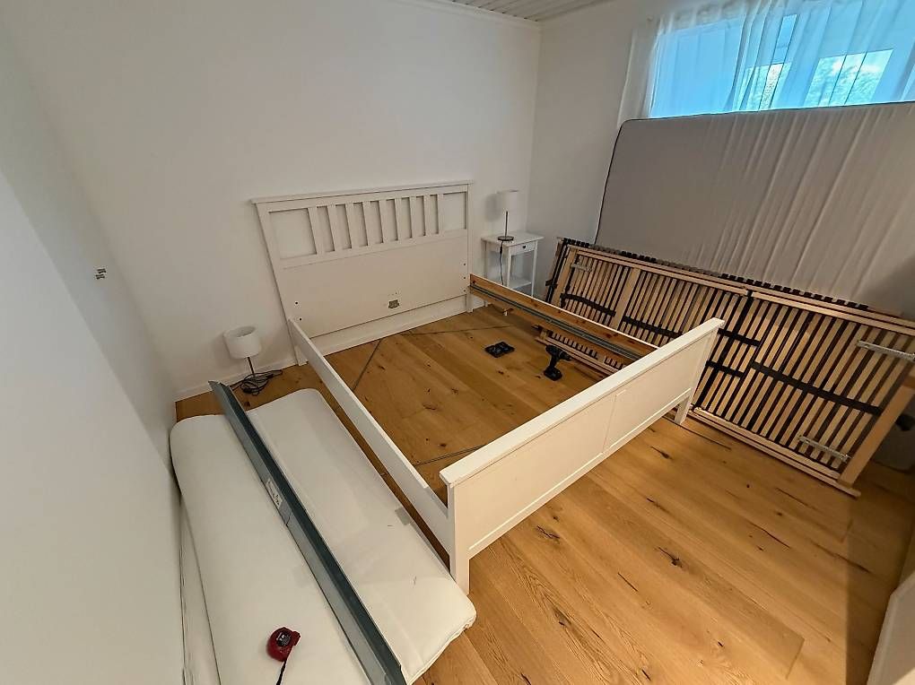 Ikea Lits: Letto IKEA 160x200 + Base regolabile – D'occasion à Lodrino par davidlopez 2