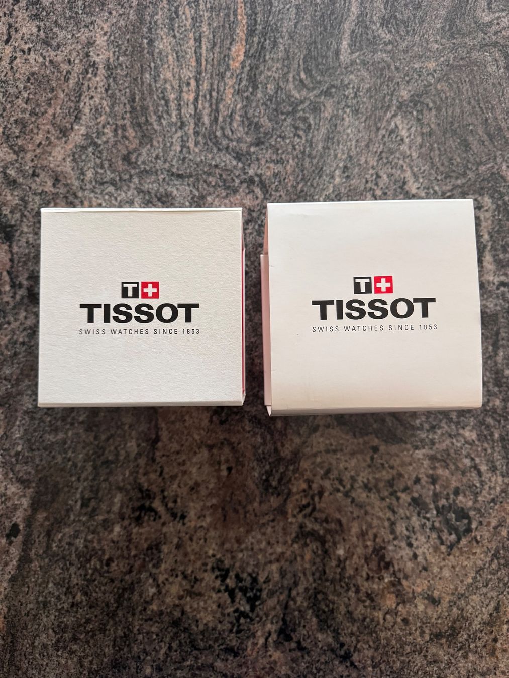 Tissot Scatole porta orologi: Tissot Uhren-Box. – Usato da Gerlafingen venduto da Aebu85