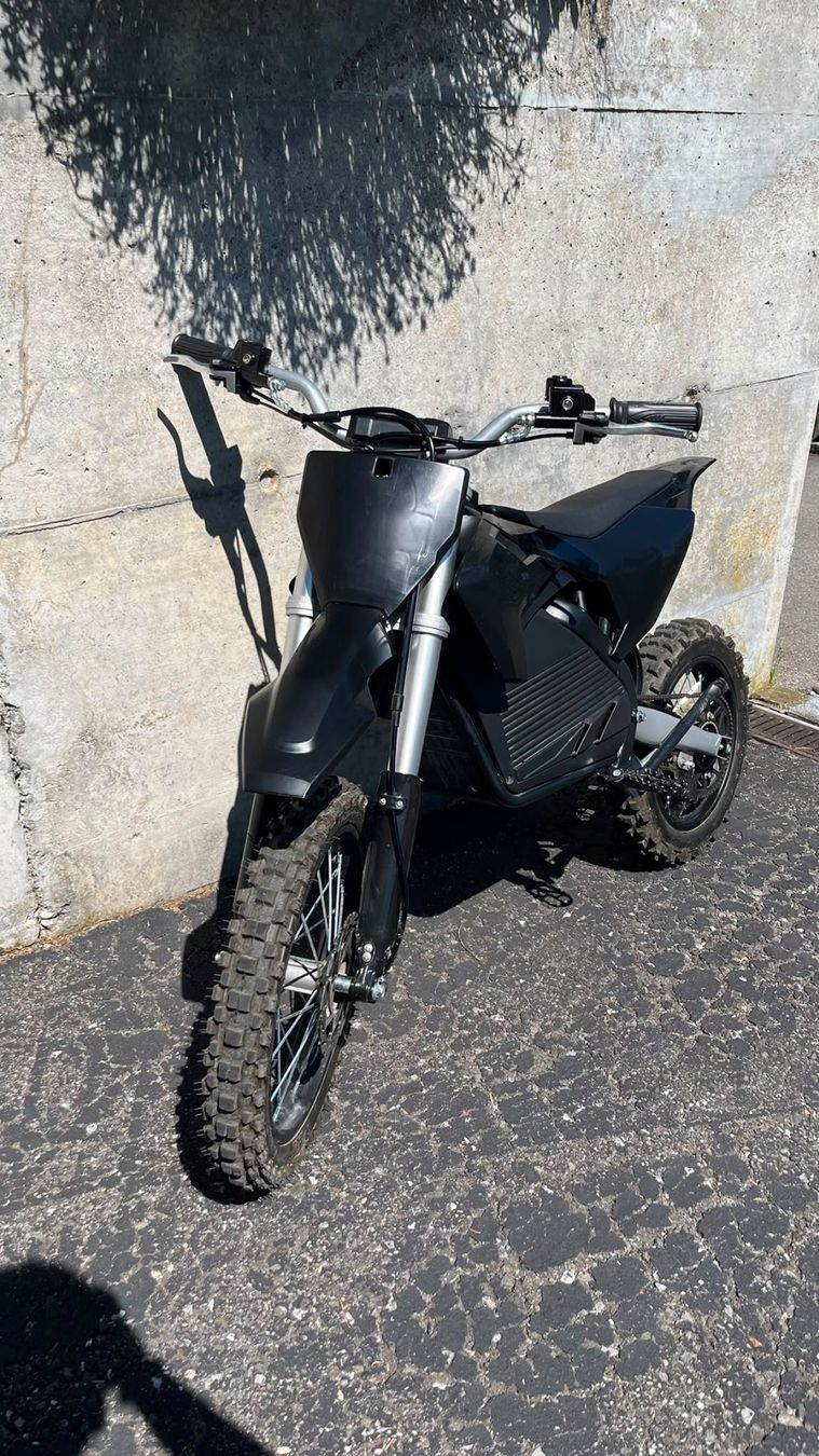 Mini Bikes: Dirt Bike ECO HIGH-PER 2000, schwarz – Gebraucht aus Gwatt (Thun) von mwells 7