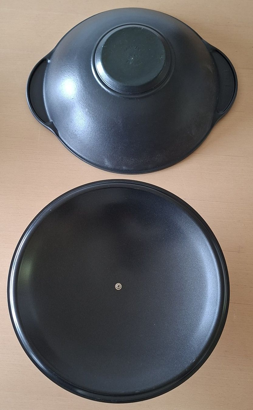 Pfannen: Grosser Wok Gusseisen 32 cm – Neu (gemäss Beschreibung) aus Seuzach von VT-Collections2 2