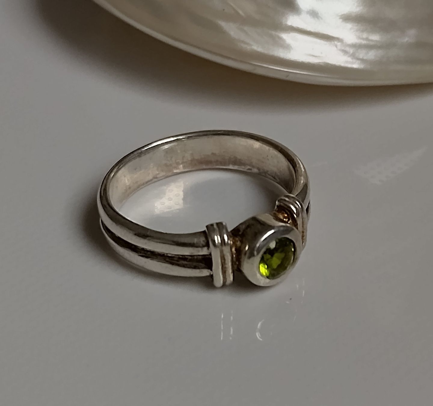 Ringe: RING SILBER 925 MIT GRÜNEM STEIN – Gebraucht aus Romanshorn von  1