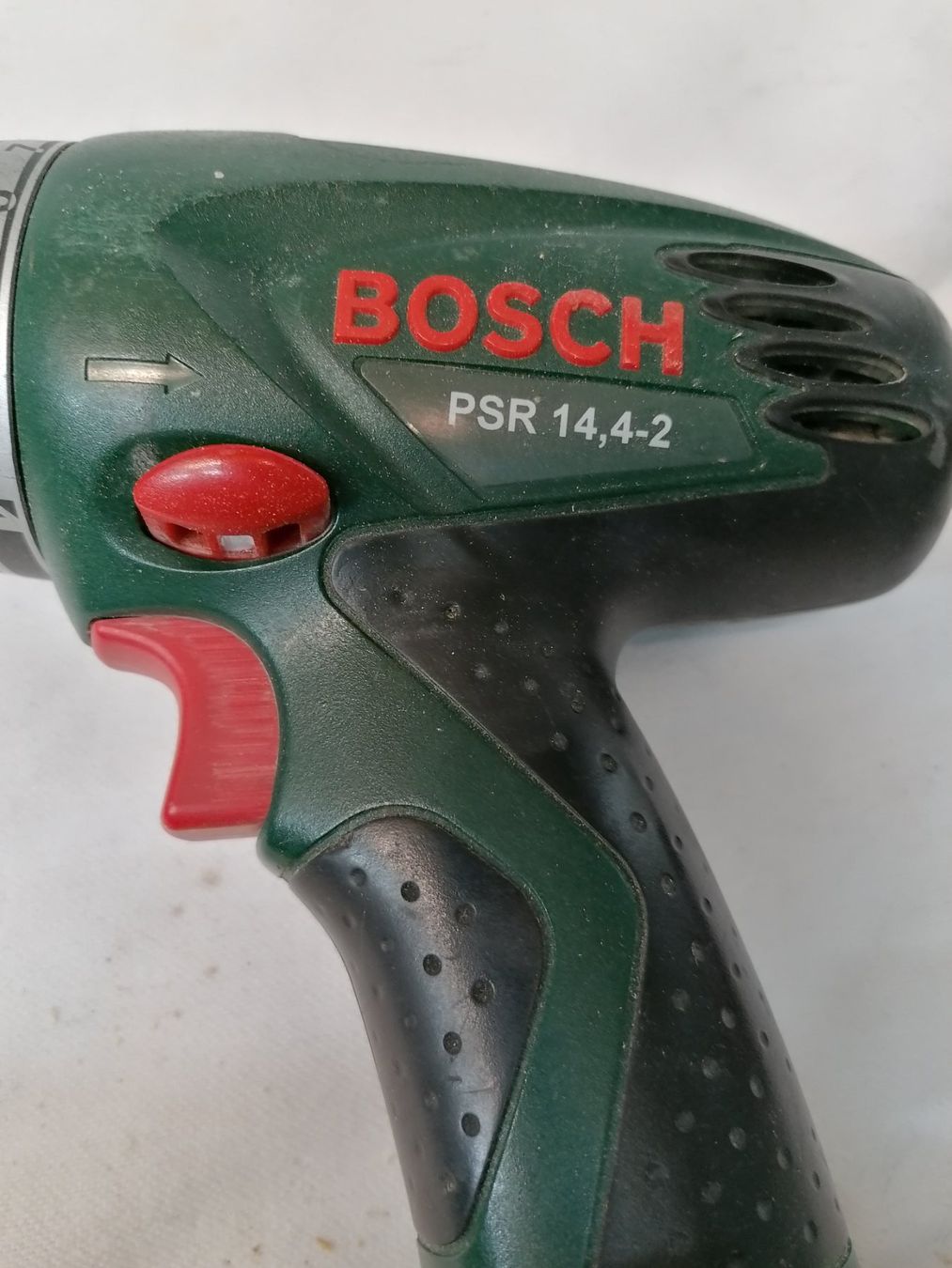 Bosch Bohrmaschinen: Bosch Akku Schrauber 14.4-2 – Gebraucht aus Volketswil von sid_rf7k 1