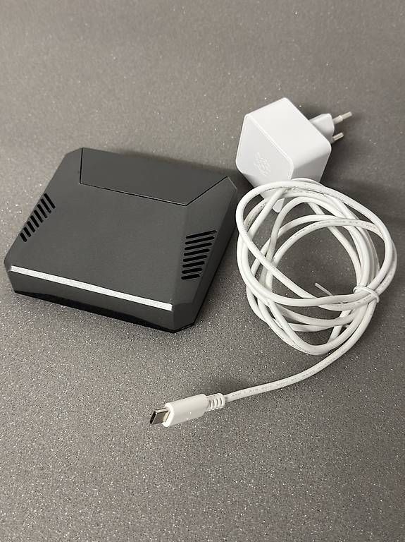 PCs: Raspberry Pi 4B – Gebraucht aus Niederbipp von Mikhsap 1