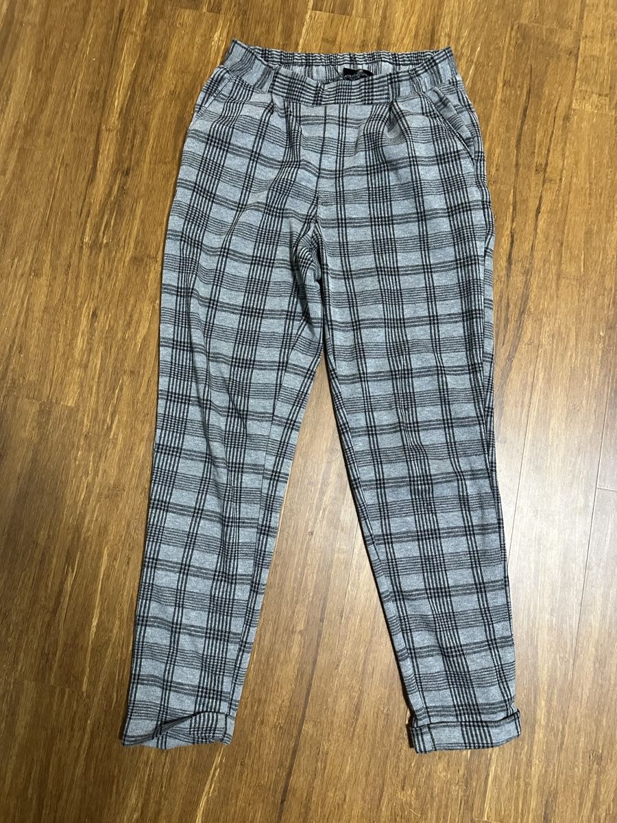 Hosen: Chicorée Stoffhose Grösse XS – Gebraucht aus Busswil von billib
