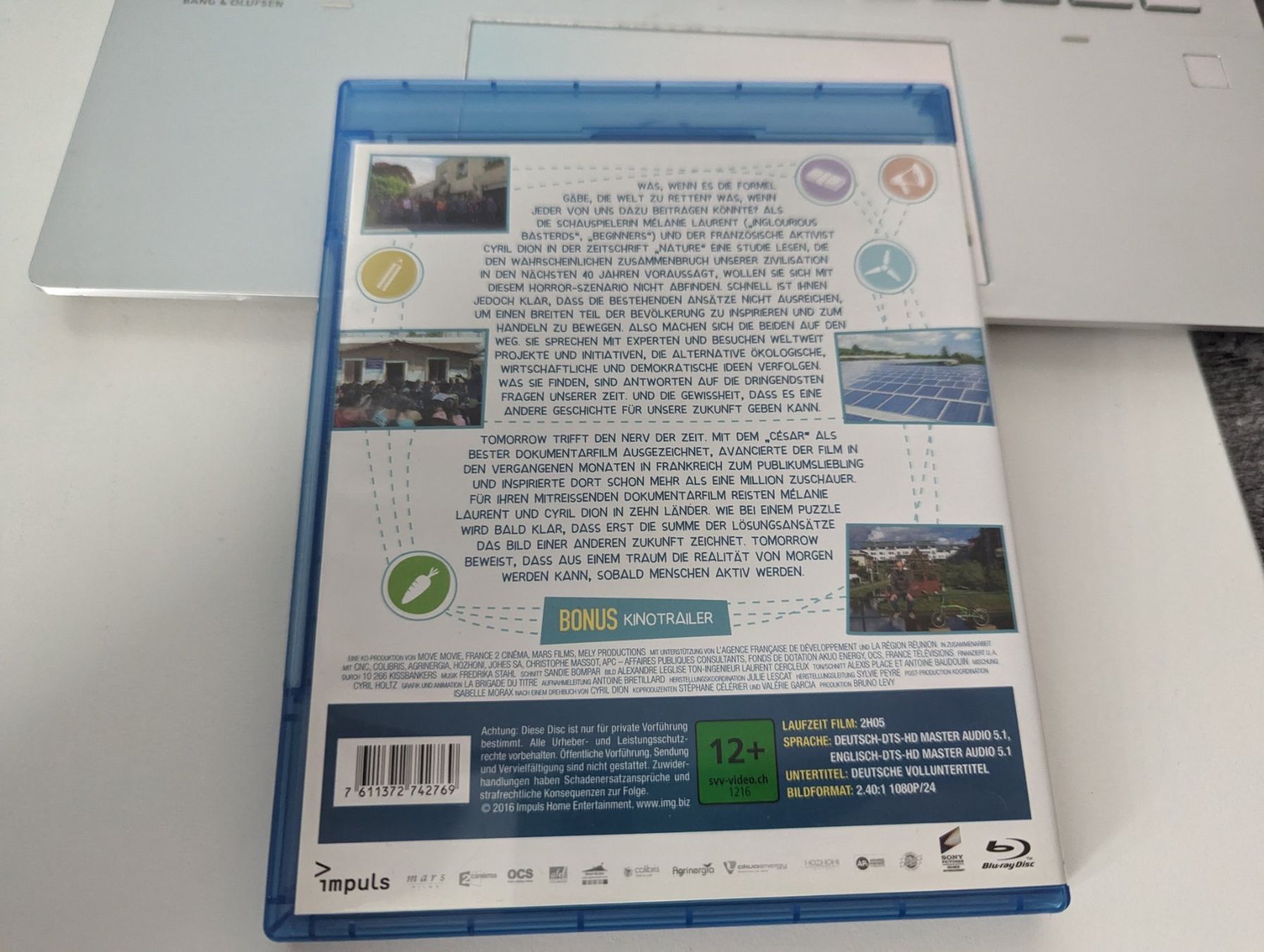 Tous les DVDs: Tomorrow - Blu Ray DVD – D'occasion à Hünenberg See par SpecialEditionGaming 1