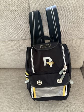 Schwarzer, cooler Mini-Rucksack von Reebok