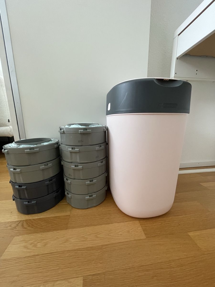 Tommee Tippee Poubelles: Tommee Tippee Diaper Bin and Refill Bags – Neuf (Voir description) à Rheinfelden par bow_k5cg