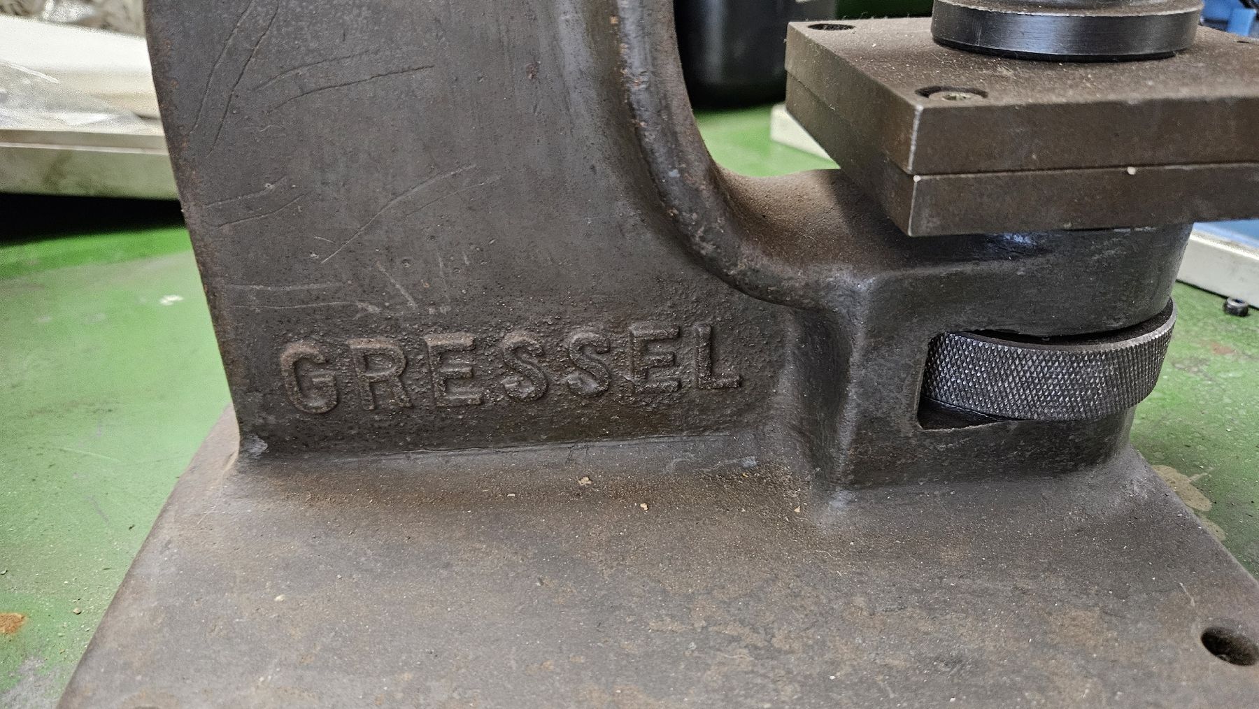 Gressel Tutti gli attrezzi: Gressel Kniehebelpresse – Usato da Wallisellen venduto da Toml1169 1