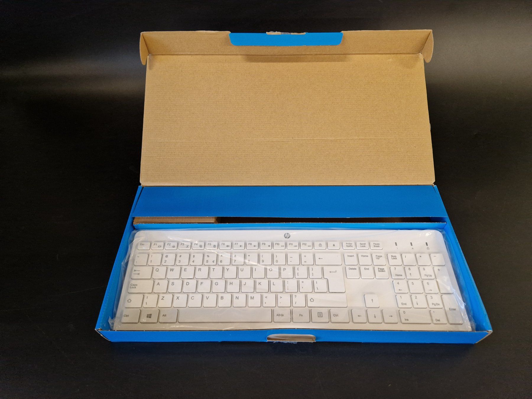 Hewlett Packard Claviers: HP Wireless Mouse and Keyboard Combo – Neuf (Voir description) à Muhen par Restwert_Muhen