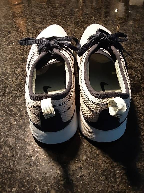 Nike Chaussures hommes: Nike Schuhe – D'occasion à Titterten par Neleh82 1