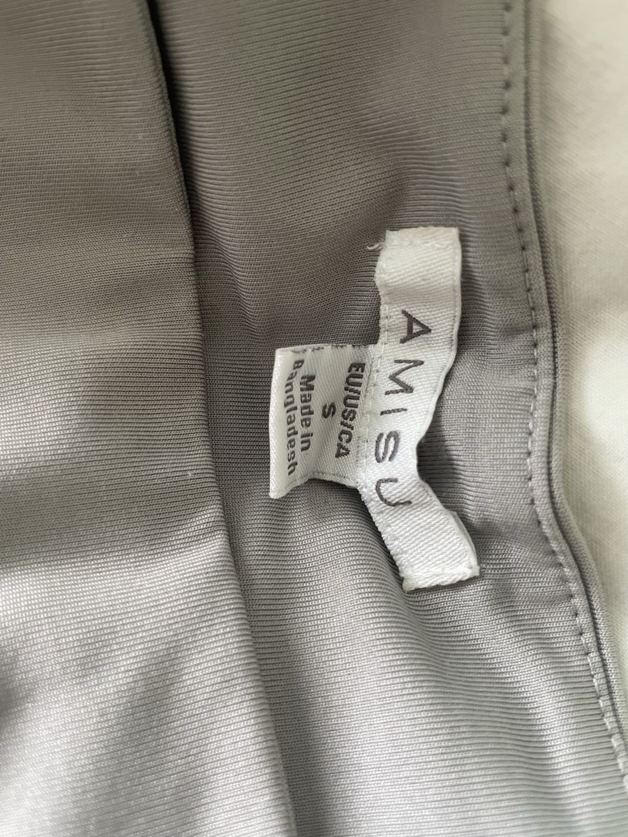 Top: Graues Tank Top, Grösse S – Nuovo (secondo la descrizione) da Untersiggenthal venduto da bla_55sl 2