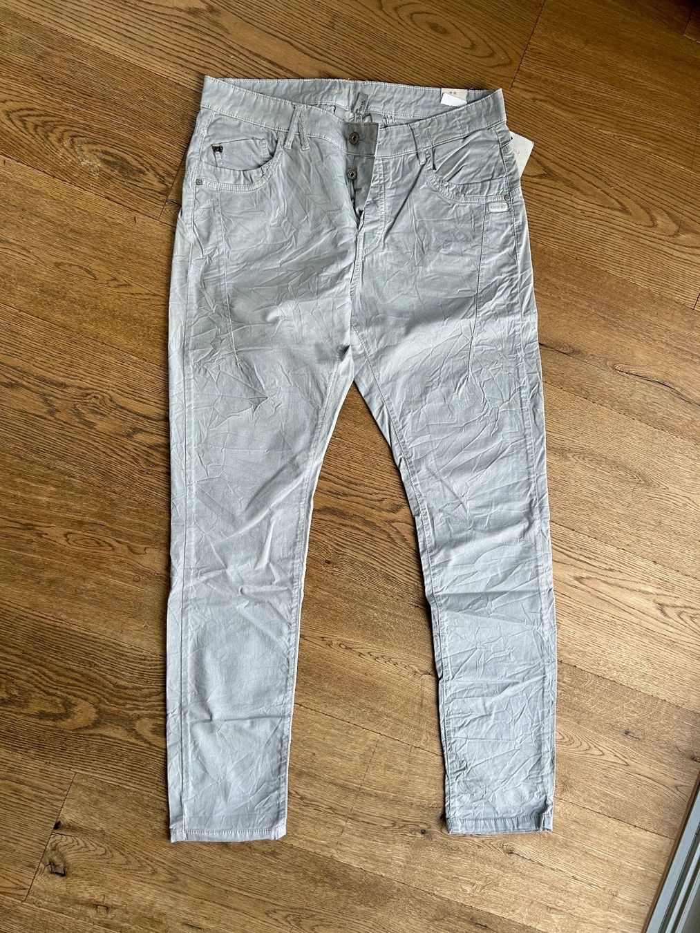 Pantaloni: Hose, Gang  //NEU// 32 – Nuovo (secondo la descrizione) da Stettfurt venduto da outlet72
