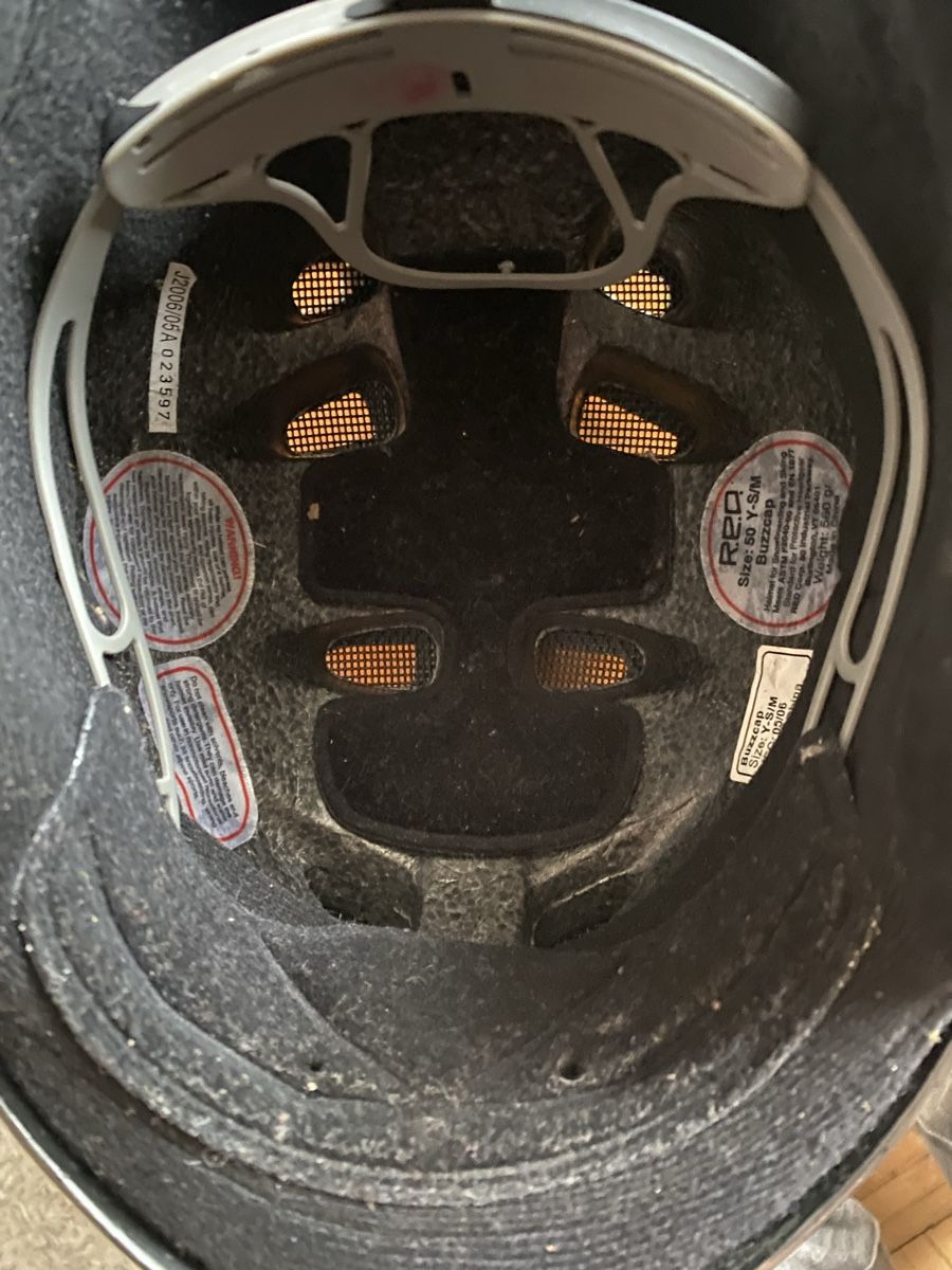 Casques: Kinder Skigelm – D'occasion à Bronschhofen par Tarzanspyder 2