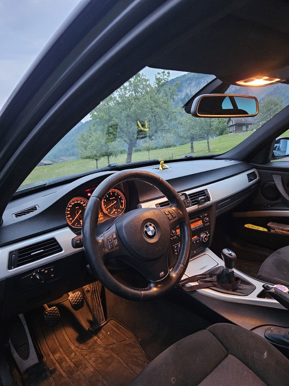 BMW Automobili: BMW 335 xi Handschaltung ab MFK – Usato da Ibach venduto da lienid 6